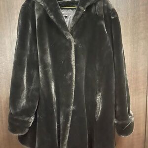 Jones New York Black Teddy Jacket Elegant Faux Fur